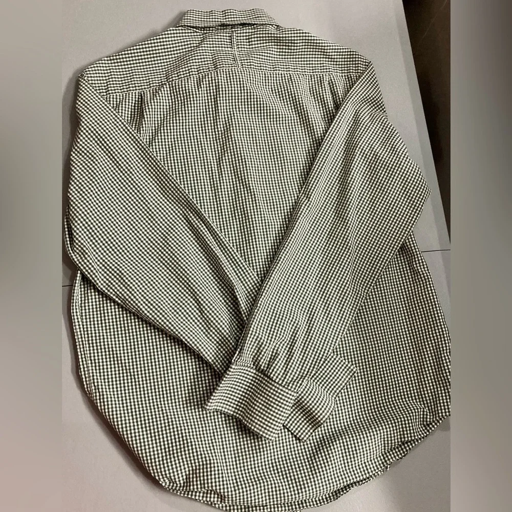 Banana Republic Men’s Small Button Down Shirt‎